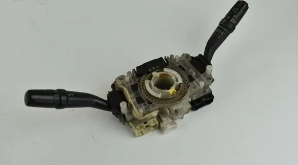 Toyota Land Cruiser (J120) Wiper turn signal indicator stalk/switch 843106B070