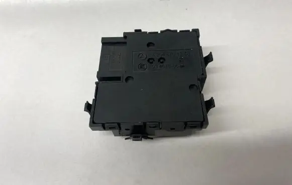 Mercedes-Benz C W204 Seat control switch A2048701758 03467806