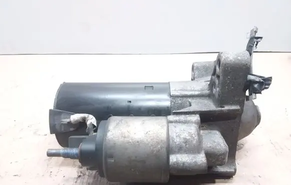 Renault Megane III Starter motor 8200741476 0001108429