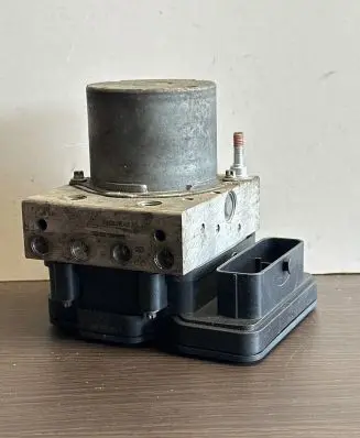 Toyota Avensis T270 ABS Pump 2265106455 0321594 0265956504