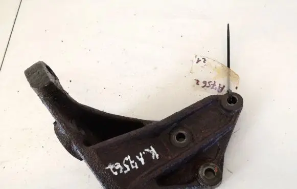 Iveco Daily 40.8 Engine mounting bracket 500331739