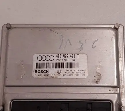 Audi A6 S6 C5 4B Engine control unit/module 4B0907401T 28RTE611 0281010153