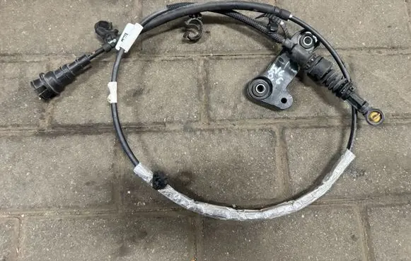 Jeep Grand Cherokee WL Gear shift cable linkage P68361192AE
