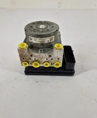BMW 3 F30 F35 F31 ABS Pump 6875813