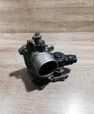 Toyota Avensis T250 Electric throttle body valve 896722102