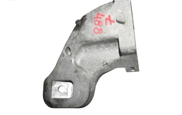 Mercedes-Benz X-class W470 Engine mounting bracket A6422230800