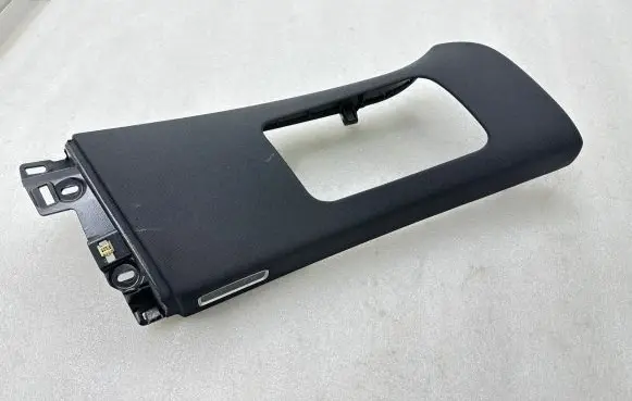 Tesla Model X (B) pillar trim (top) 103595402H 103595400A TEXK230114