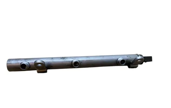 Jeep Grand Cherokee (WK) Fuel main line pipe A6420702595