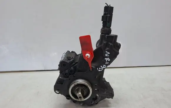 Peugeot 508 Fuel injection high pressure pump S27647913 9656391680
