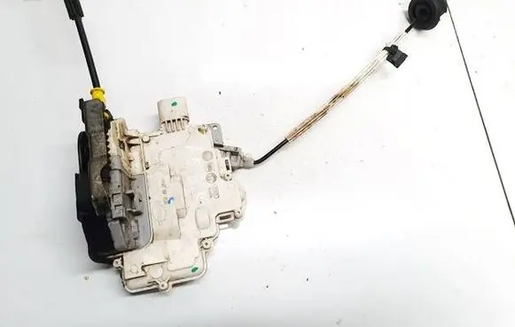 Audi A5 8T 8F Rear door lock 8k0839015c