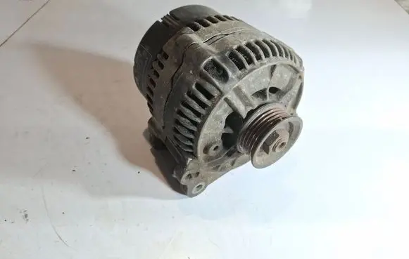 Audi A4 S4 B5 8D Generator/alternator 028903028F 0123515008