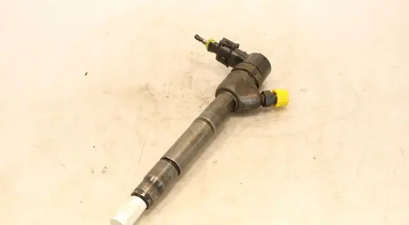 KIA Ceed Fuel injector 0445110256