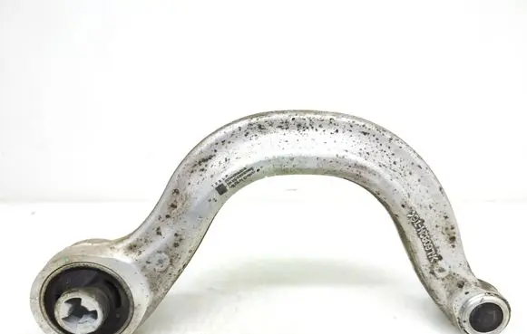 Tesla Model Y Front control arm 104435900A