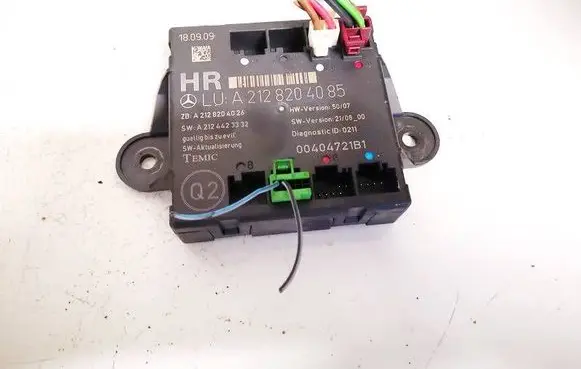 Mercedes-Benz C AMG W204 Door control unit/module a2128204085