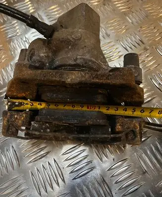 Ford Focus Rear brake caliper