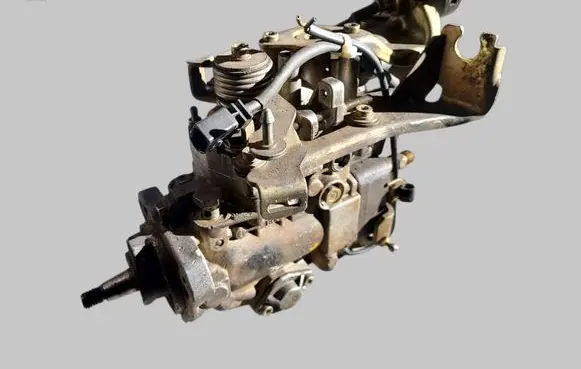 Seat Ibiza II (6k) Fuel injection high pressure pump 0460484105