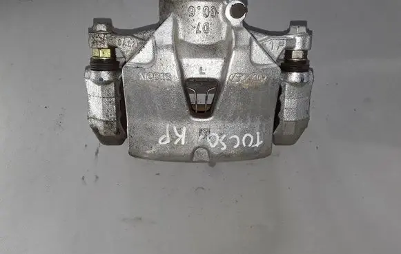 Hyundai Tucson TL Front brake caliper 58110D7500
