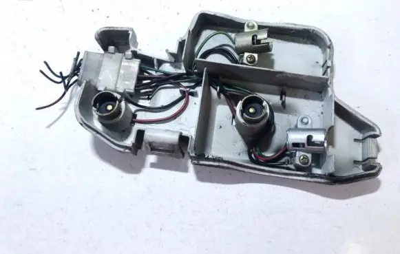 Mazda 626 Tail light bulb cover holder 0437860l 043-7860l