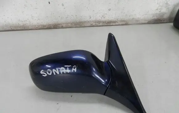 Hyundai Sonata Manual wing mirror 