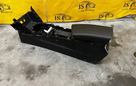 Renault Megane IV Center console