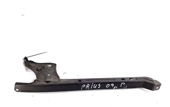 Toyota Prius (XW30) Radiator support slam panel bracket 53208-47010