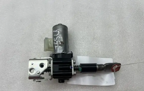 Tesla Model 3 Steering column adjust motor 104487600A