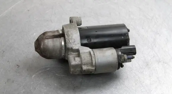 Audi A6 S6 C6 4F Starter motor 06E911023C