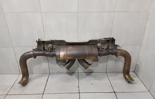 Audi R8 4S Rear muffler/silencer tail pipe 20202023