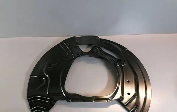 BMW X5 F15 Front brake disc dust cover plate 6895049 34106895049