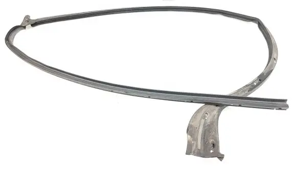 Ford Transit Courier Front door rubber seal