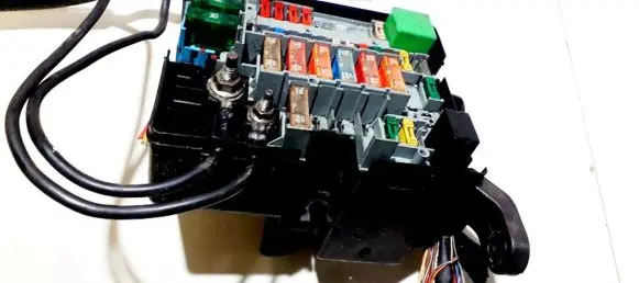 Peugeot 206 Fuse box set 9628844080