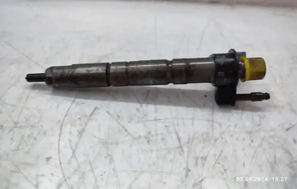 BMW 7 F01 F02 F03 F04 Fuel injector 0445116024