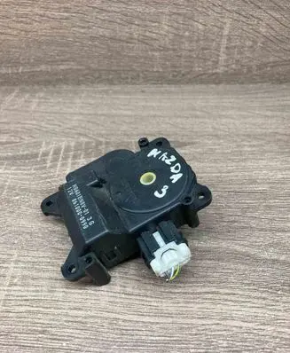Mazda 3 I Air flap motor/actuator 8610000990