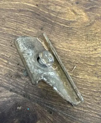 Renault Master III Battery bracket 83100r