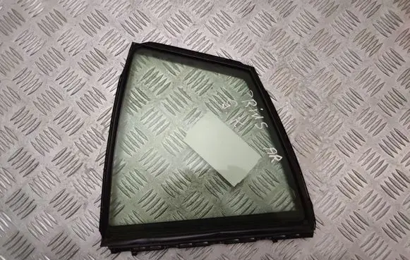 Rear vent window glass