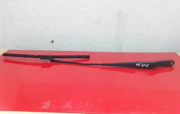Volkswagen PASSAT B6 Front wiper blade arm 3C1955410B