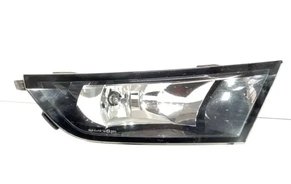 Skoda Fabia Mk3 (NJ) Front fog light 6V0941699A