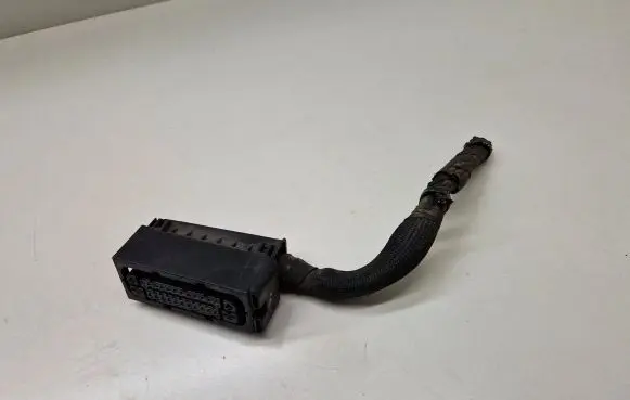 BMW 5 F10 F11 ABS module connector plug 6920063