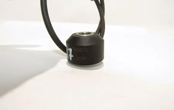 Opel Antara Detonation knock sensor 96980750