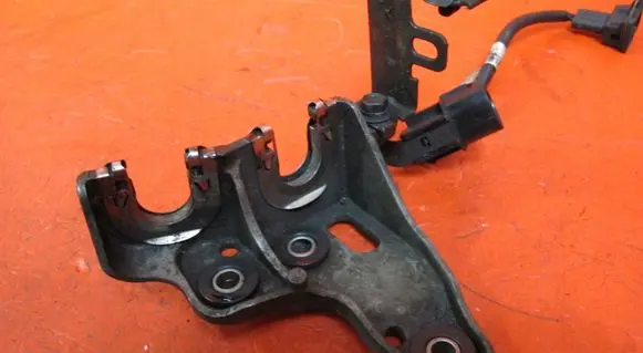 KIA Ceed Gear shift cable bracket 2009201020112012