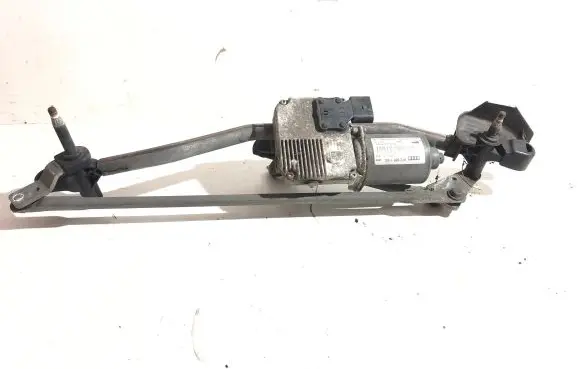 Front wiper linkage and motor