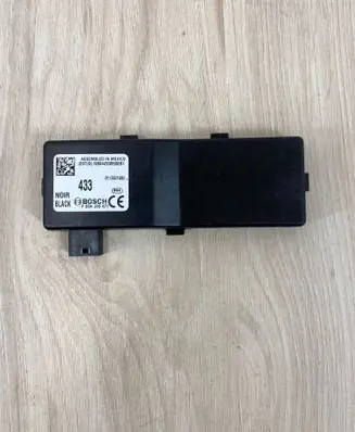 Opel Insignia A Door central lock control unit/module 13501980 19804Z008500B1 F00HJ00471