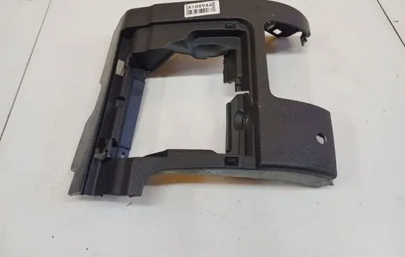 Volkswagen Golf V Other interior part 1K1858367