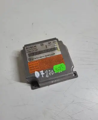 Mercedes-Benz E W211 Airbag control unit/module 2118701185 0285010146