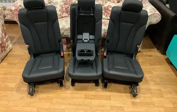 Audi Q7 4M Rear seat 