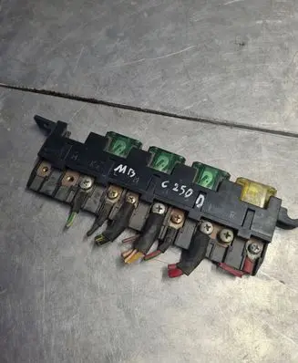 Mercedes-Benz C W202 Fuse box set