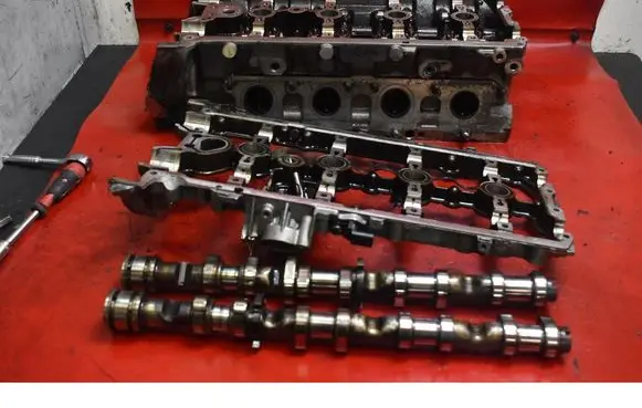 Audi A8 S8 D3 4E Engine head 079103374AT