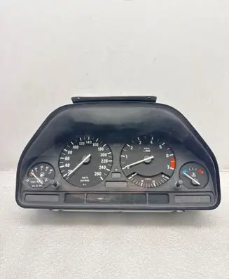 BMW 5 E34 Speedometer (instrument cluster) 8359217