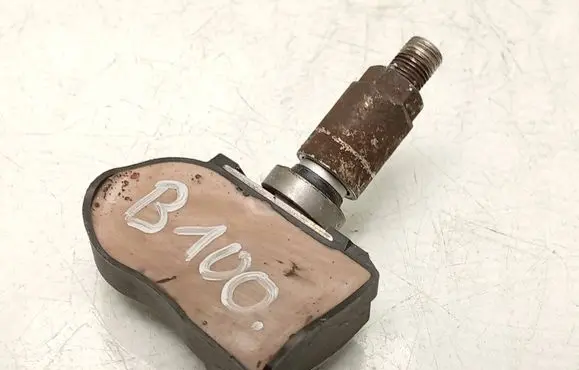 BMW 1 F20 F21 Tire pressure sensor 6855539