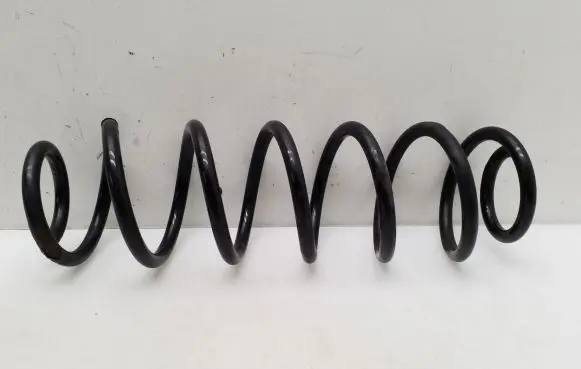 Volkswagen Golf VII Rear coil spring 5Q0511121
